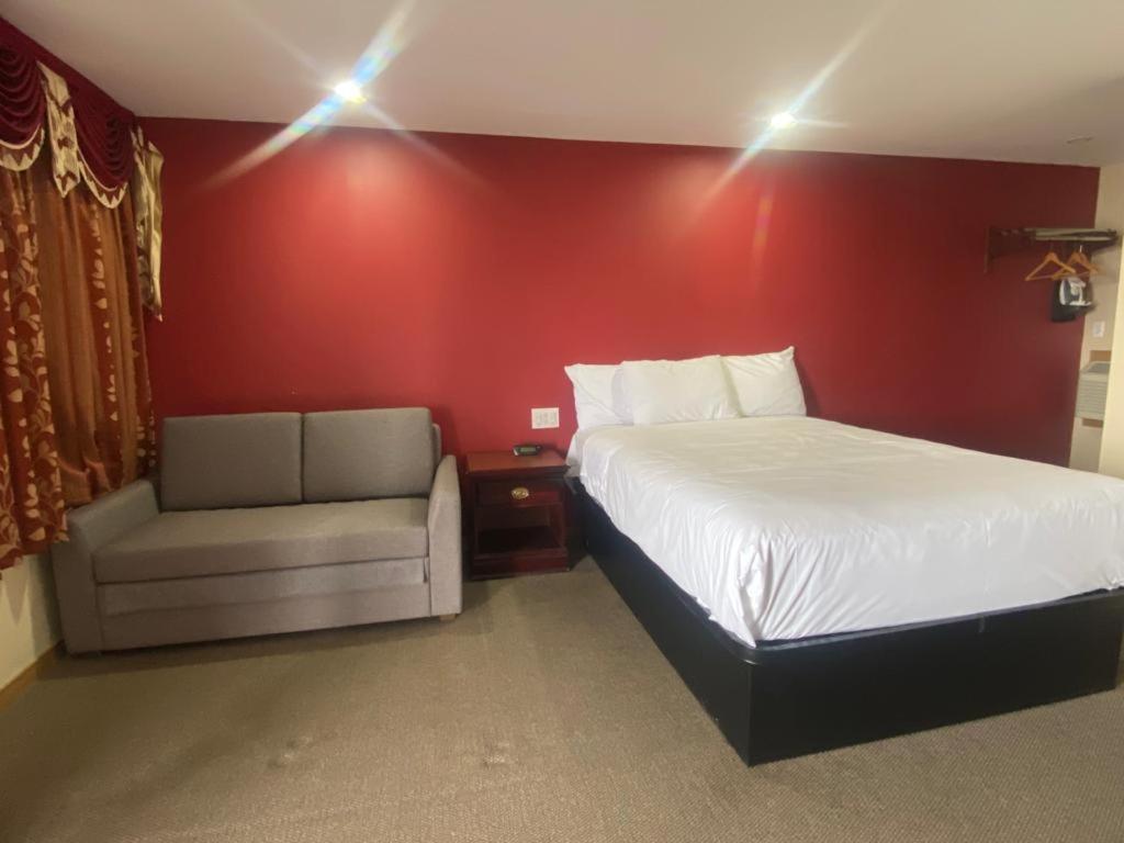 Masterson'S Motel Greater Napanee Esterno foto