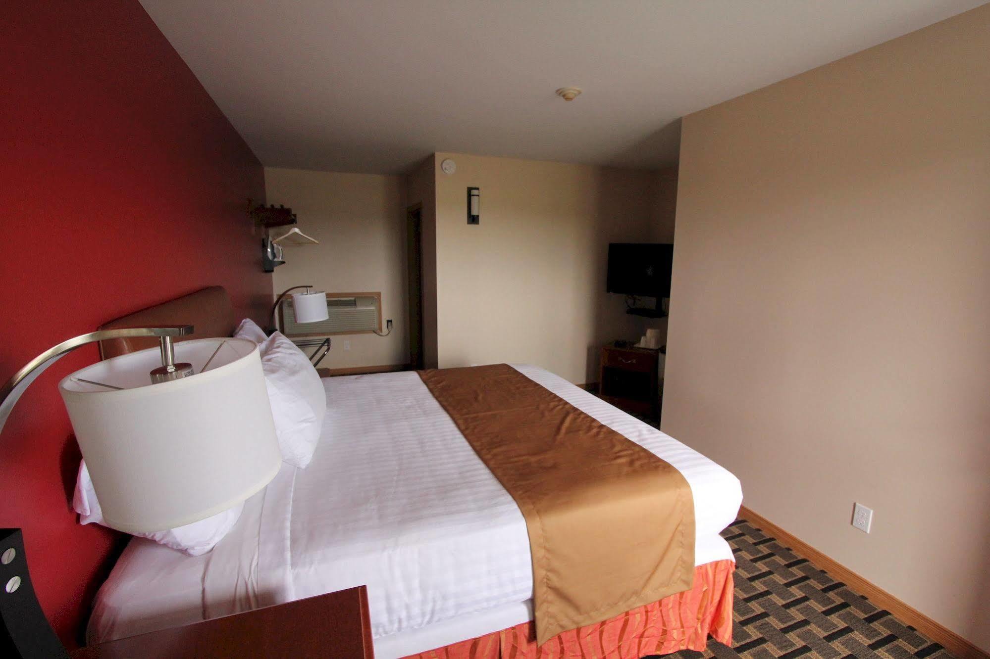 Masterson'S Motel Greater Napanee Esterno foto