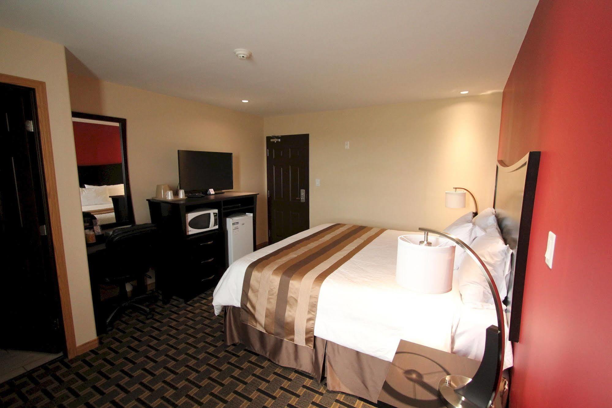 Masterson'S Motel Greater Napanee Esterno foto